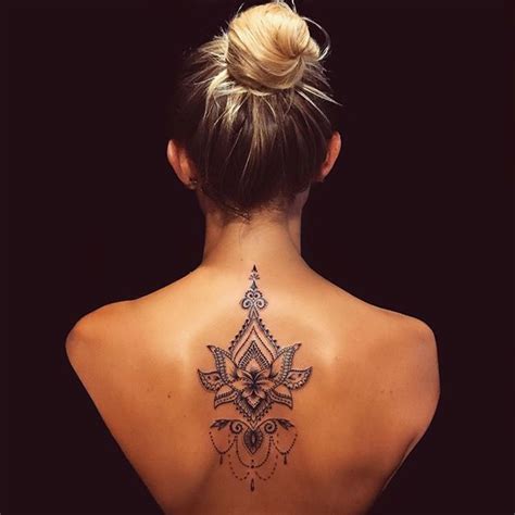 Tatuajes para mujeres en la espalda: +25 grandes y。